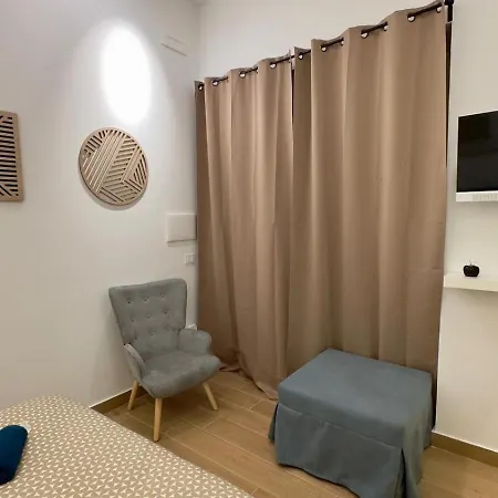 Vicolo Vivo نابولي