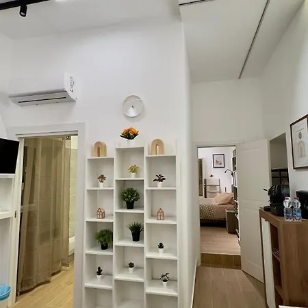 Vicolo Vivo * نابولي
